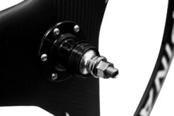 Alpina 3 Spoke Full Carbon Tubular Track Wheelset (White) 6 Alpina 3 Spoke Full Carbon Tubular Track Wheelset (White) -DOLAN BIKES COMPONENTS Alpina 3 Spoke Carbon Track Wheelset 5 1