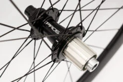 Alpina A5D 50mm Carbon Disc Brake Road Wheelset - (White) 2 Alpina A5D 50mm Carbon Disc Brake Road Wheelset - (White) -DOLAN BIKES COMPONENTS Hope pro5 hub rear 5